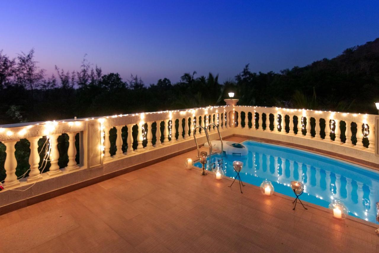 Saffronstays La Casa Maestro, Kashid - Spanish-Style Luxury Villa Near Kashid Beach 外观 照片