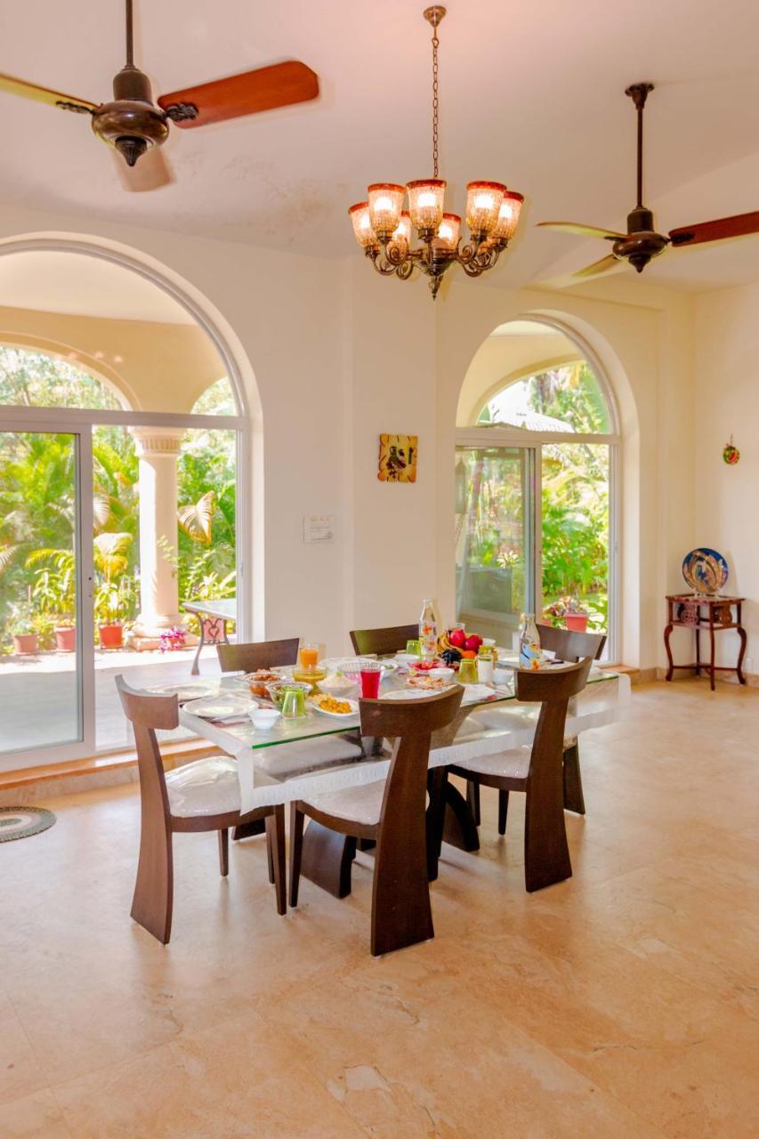 Saffronstays La Casa Maestro, Kashid - Spanish-Style Luxury Villa Near Kashid Beach 外观 照片
