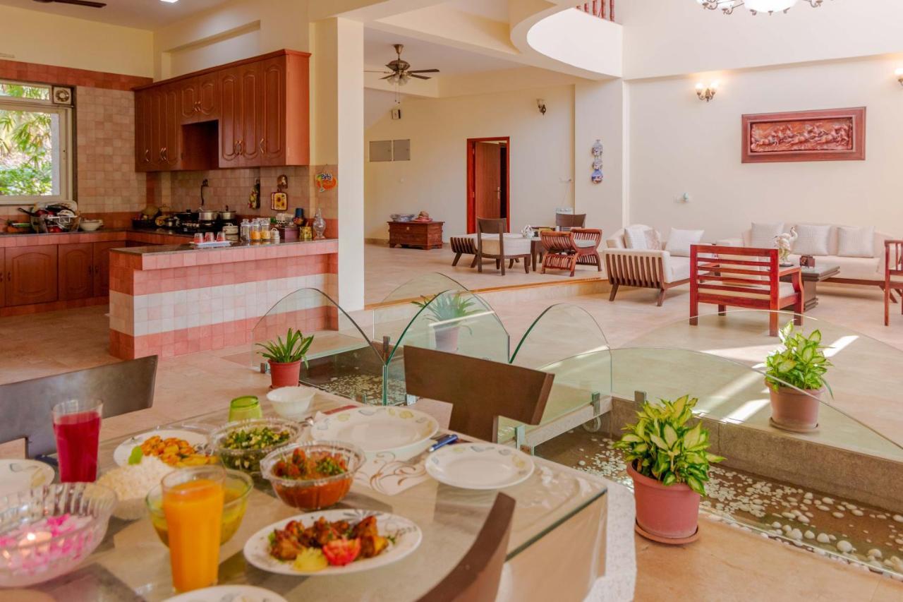 Saffronstays La Casa Maestro, Kashid - Spanish-Style Luxury Villa Near Kashid Beach 外观 照片